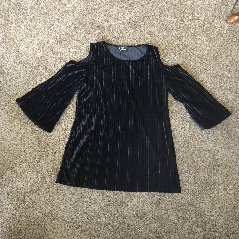 Shiny black blouse